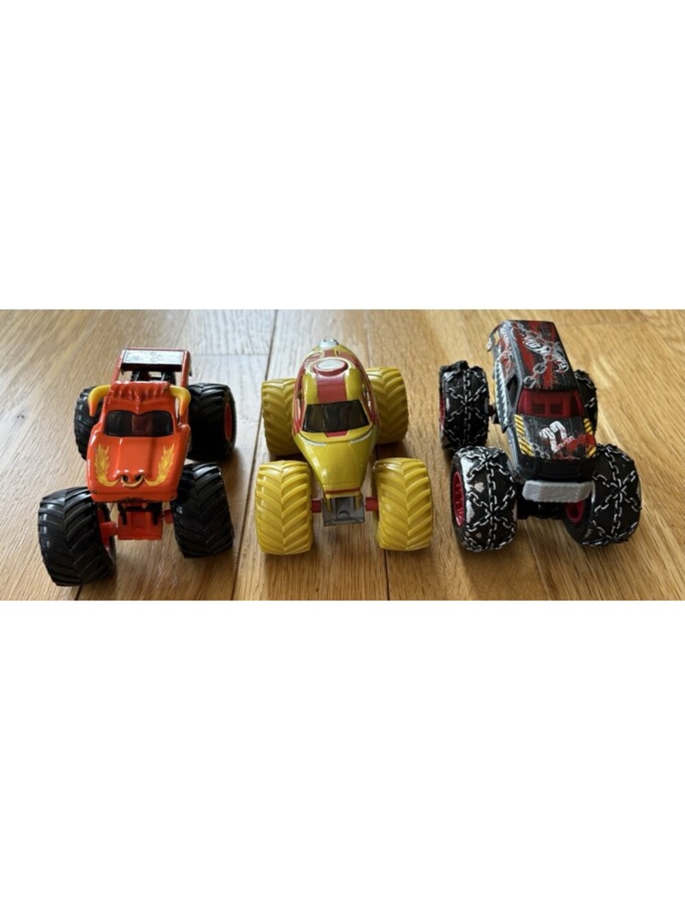 Monster Jam 1:64 Die Cast Truck Lot El Toro Loco Iron Man Town Hauler Lot Of 3